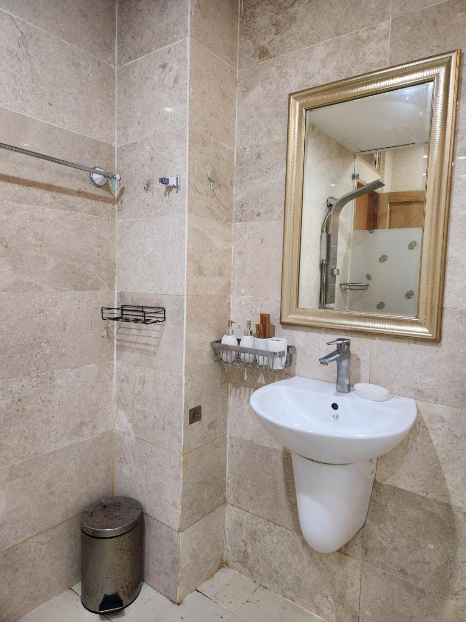 F F House Homestay Ho Chi Minh Zewnętrze zdjęcie